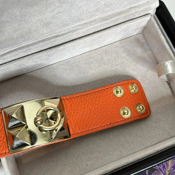 Orange Buckle Snap Faux Leather Bracelet - Picture 4 of 7